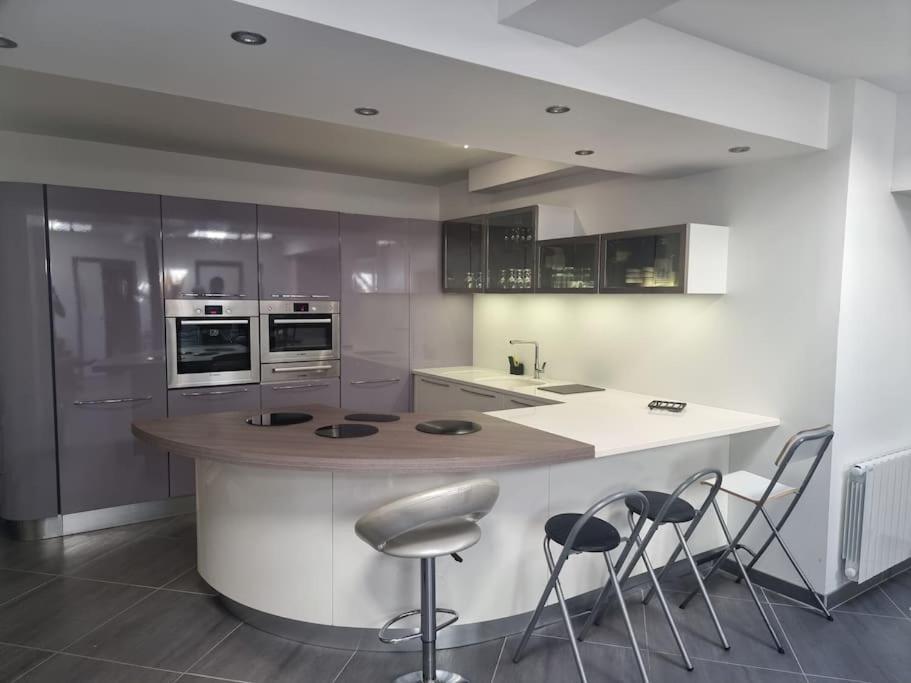 Appartement En Centre-Ville Aurillac Eksteriør bilde